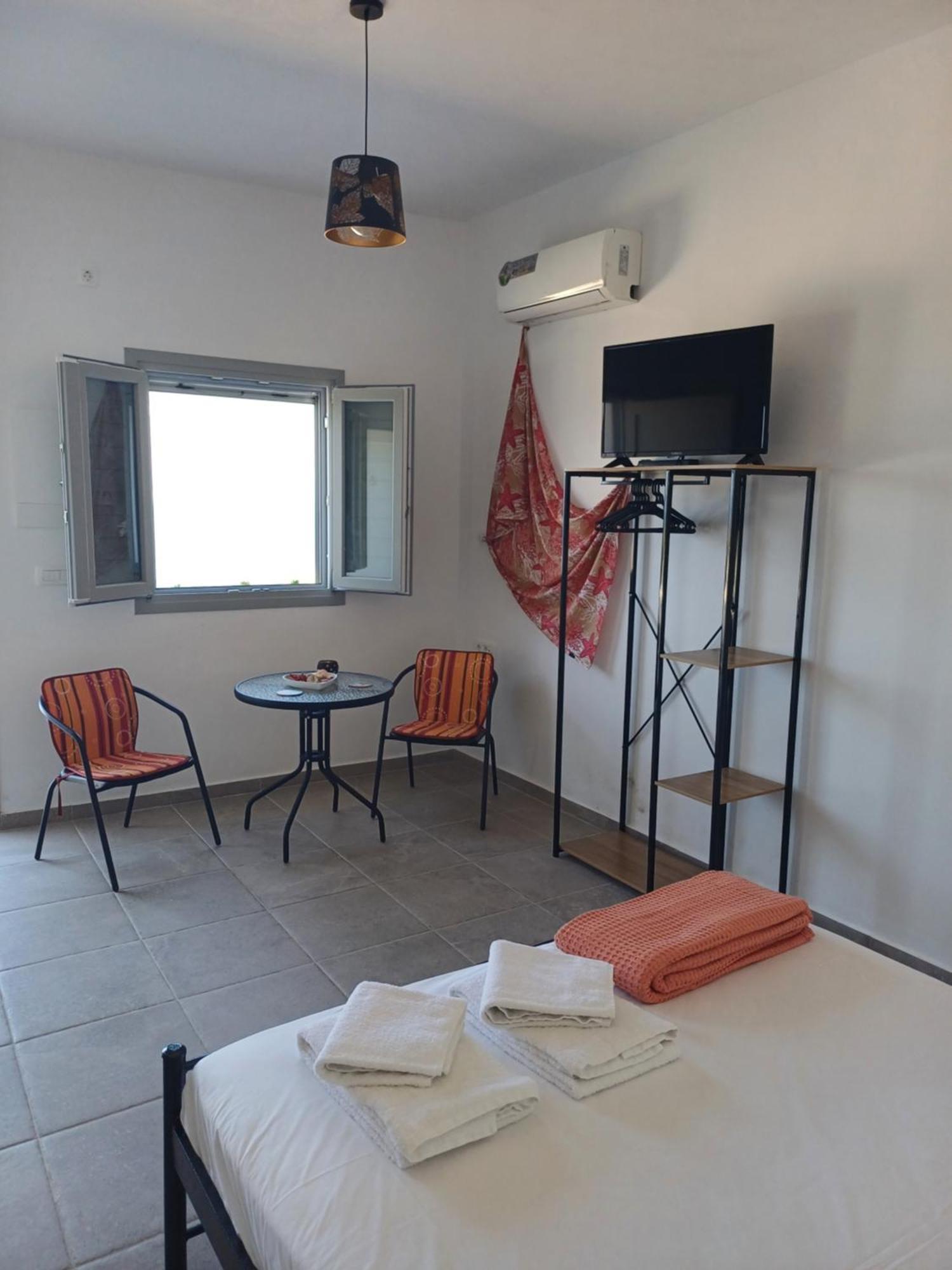 'Nektarios' Cycladic House With Sunrise And Sea View!! Apartment Иа Екстериор снимка